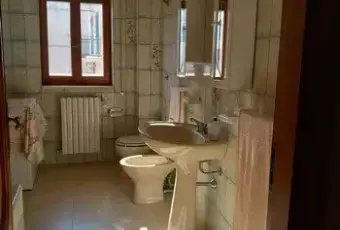 Rexer-Salandra-Vendesi-appartamento-a-Salandra-Bagno