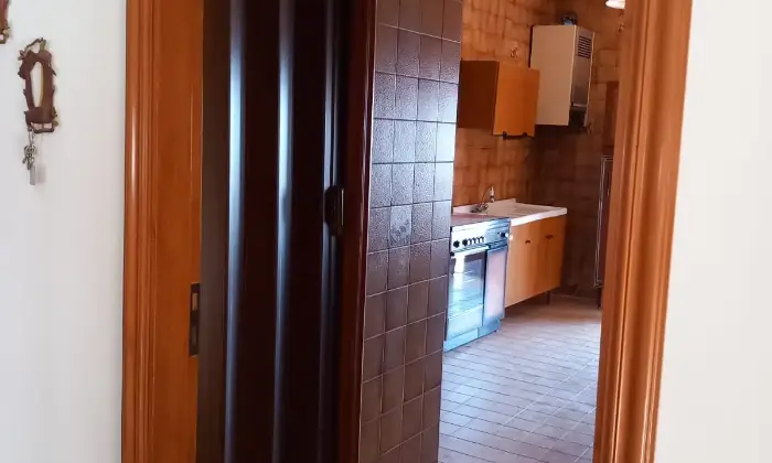 Rexer-Salandra-Vendesi-appartamento-a-Salandra-Cucina