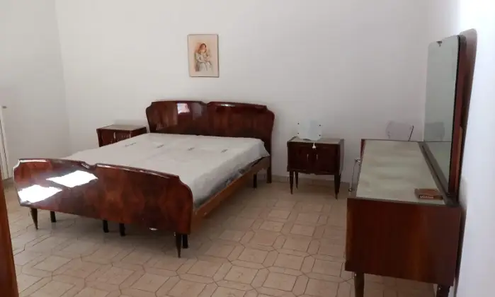 Rexer-Salandra-Vendesi-appartamento-a-Salandra-CameraDaLetto
