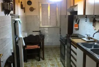 Rexer-Enna-Vendesi-appartamento-in-Via-Mercato-Centro-Enna-Cucina