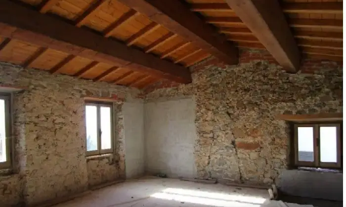 Rexer-Pescaglia-Antico-Casale-in-vendita-a-Localit-Grabbia-Pescaglia-Altro