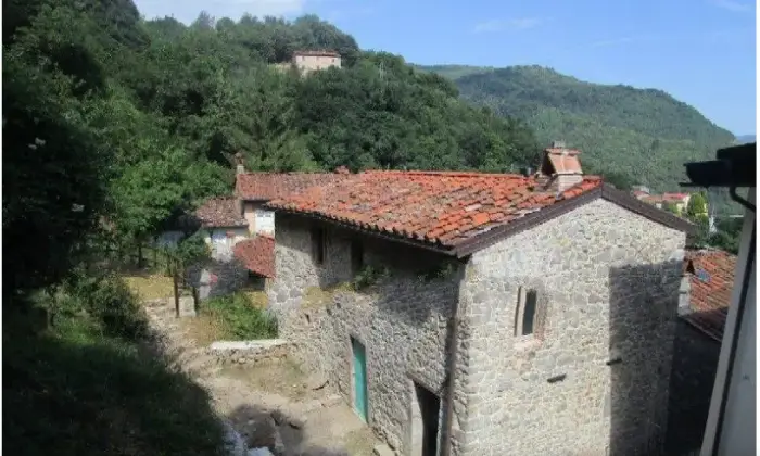 Rexer-Pescaglia-Antico-Casale-in-vendita-a-Localit-Grabbia-Pescaglia-Terrazzo