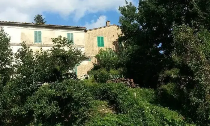 Rexer-Montalcino-Vendesi-casale-a-Montalcino-Terrazzo