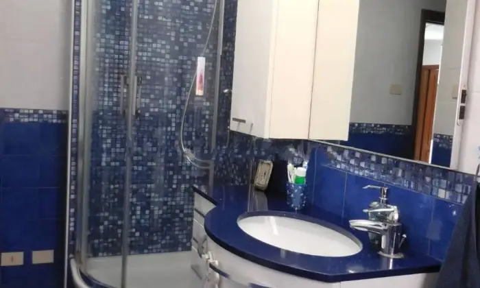 Rexer-Genova-Quadrilocale-in-vendita-in-via-delle-Fabbriche-Fiorino-Genova-Bagno