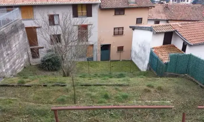 Rexer-Duno-Vendesi-casa-in-montagna-Terrazzo