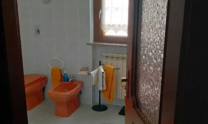 Rexer-Mortara-Appartamento-a-schiera-in-vendita-in-via-Asiago-a-Mortara-Bagno