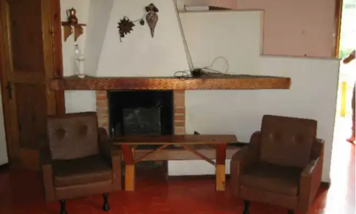 Rexer-Tramonti-di-Sotto-Trilocale-in-vendita-in-via-Campone-centro-Tramonti-di-Sotto-Salone