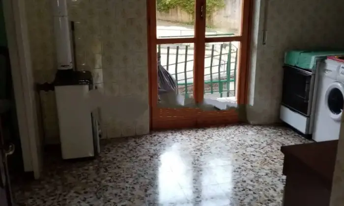 Rexer-Carro-Vendesi-appartamento-in-Via-Italia-a-Carro-Altro