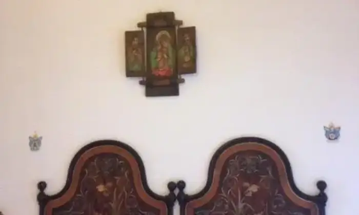 Rexer-Stresa-Casa-indipendente-su-due-livelli-con-giardino-FRAZ-Someraro-VB-CameraDaLetto