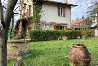 Rexer-Roccastrada-Porzione-di-villa-bifamiliare-con-garage-e-terreno-adiacente-Giardino