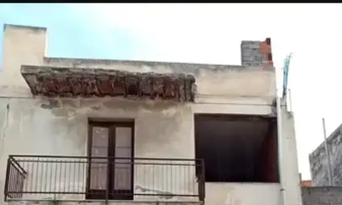 Rexer-Patern-Edificio-da-ristrutturare-Altro
