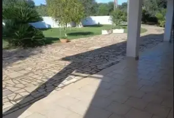 Rexer-Francavilla-Fontana-Villa-in-vendita-in-Contrada-Cotugni-a-San-Michele-Salentino-Giardino