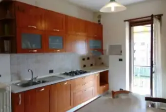 Rexer-Torino-Vendesi-appartamento-via-Paolo-Ferrari-Barriera-di-Milano-Torino-Cucina
