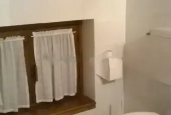 Rexer-Ardesio-Vendesi-appartamento-in-via-Val-las-Ardesio-Bagno
