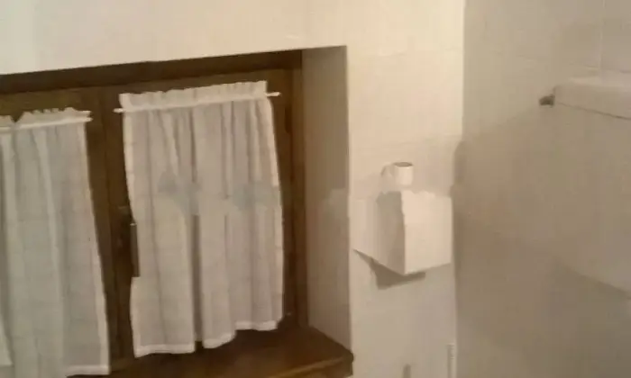 Rexer-Ardesio-Vendesi-appartamento-in-via-Val-las-Ardesio-Bagno