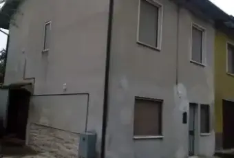 Rexer-Neviano-degli-Arduini-Casa-indipendente-su-lati-con-giardino-mq-Altro