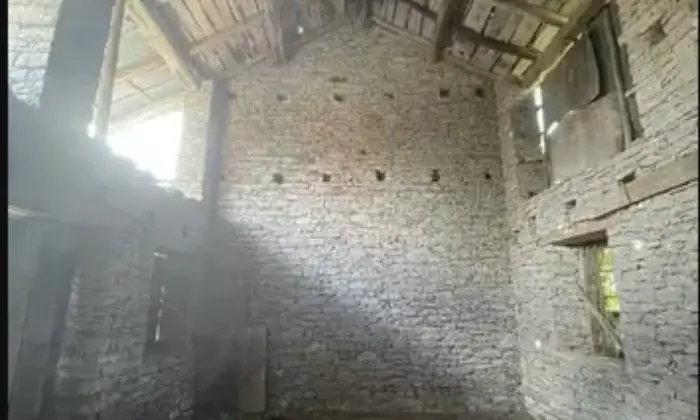 Rexer-Farini-Cascina-in-vendita-in-localit-Pradovera-a-Farini-Garage