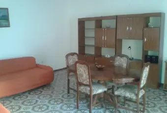 Rexer-Falciano-del-Massico-Vendesi-appartamento-al-piano-terra-Salone