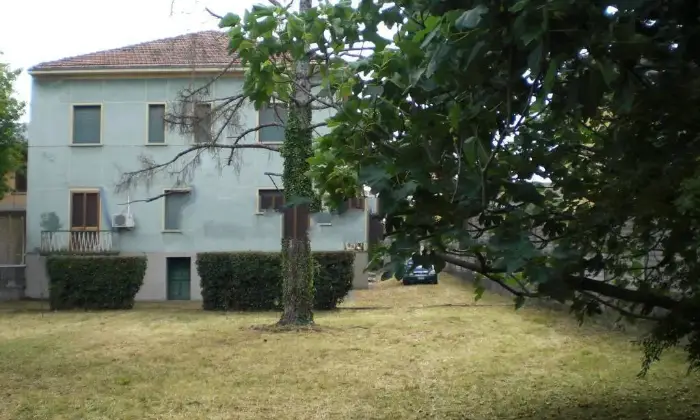 Rexer-Fara-Gera-dAdda-Vendesi-casa-indipendente-via-Abele-CrespiCentro-Fara-Gera-dAdda-Giardino