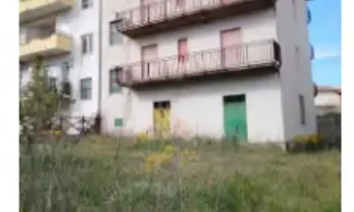 Rexer-Cerenzia-Casa-di-paese-in-vendita-in-via-Trieste-a-Cerenzia-Giardino