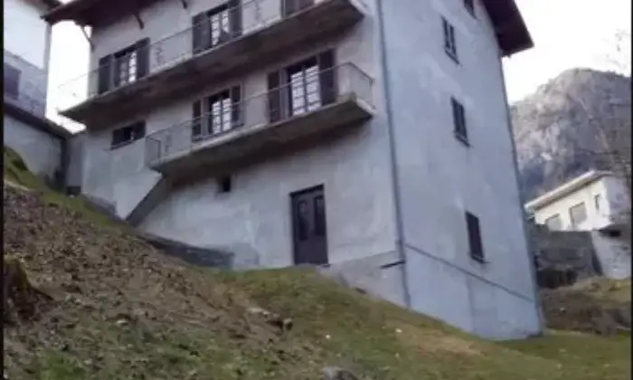 Rexer-Re-Casa-indipendente-in-vendita-a-Folsogno-Re-VB-Giardino