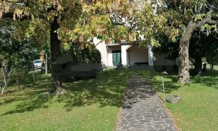 Rexer-Borgo-a-Mozzano-Vendesi-Villa-in-Localit-Pastino-Pastino-Borgo-a-Mozzano-Giardino