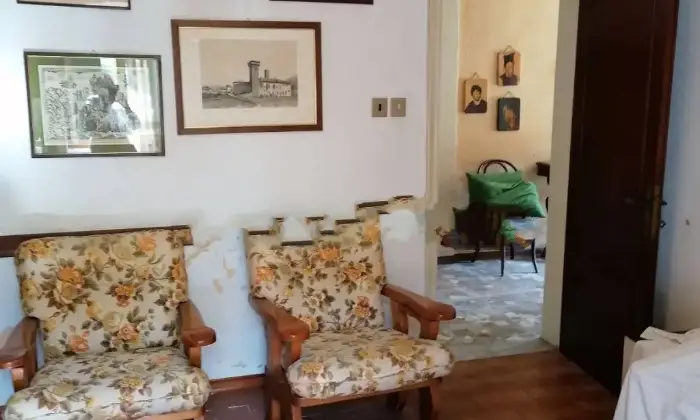 Rexer-Borgo-a-Mozzano-Vendesi-Villa-in-Localit-Pastino-Pastino-Borgo-a-Mozzano-Salone