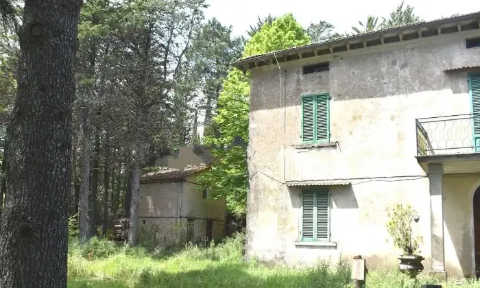 Rexer-Citt-di-Castello-Casa-colonica-Vocabolo-Balzarina-San-Paterniano-Citt-di-Castello-Facciata