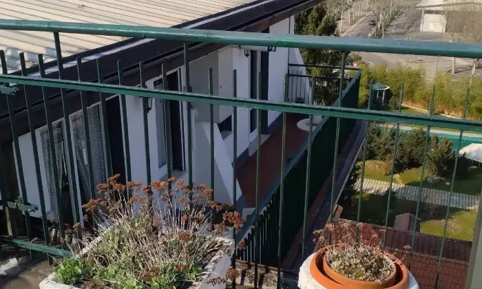 Rexer-Castelnuovo-Scrivia-Vendesi-appartamento-in-via-Settembre-Castelnuovo-Scrivia-Terrazzo