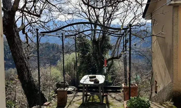 Rexer-Fivizzano-Vendesi-casa-indipendente-a-Fivizzano-Terrazzo