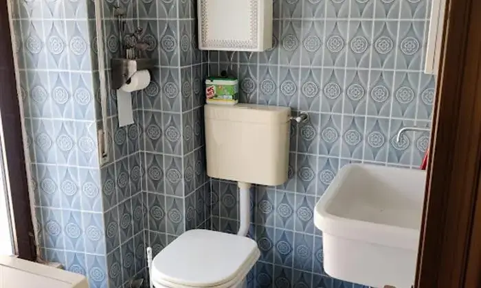 Rexer-Fivizzano-Vendesi-casa-indipendente-a-Fivizzano-Bagno