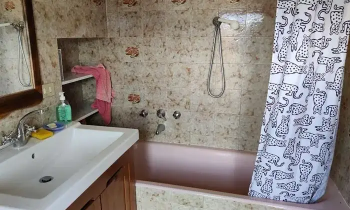 Rexer-Fivizzano-Vendesi-casa-indipendente-a-Fivizzano-Bagno