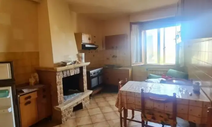 Rexer-Citt-della-Pieve-Trilocale-via-Sardegna-Po-Bandino-Citt-della-Pieve-Cucina