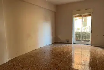 Rexer-Biancavilla-Vendesi-Trilocale-via-Giacomo-Matteotti-Biancavilla-Stanza