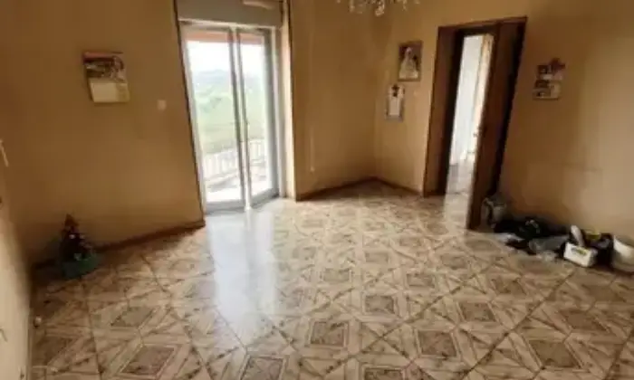 Rexer-Caltanissetta-Quadrilocale-in-Viale-Amedeo-Altro