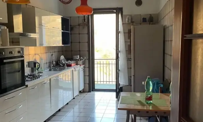 Rexer-Monteforte-Irpino-Vendesi-appartamento-via-Molinelle-Monteforte-Irpino-Cucina