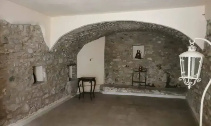 Rexer-Fivizzano-Terratetto-unifamiliare-in-via-del-Castello-Altro