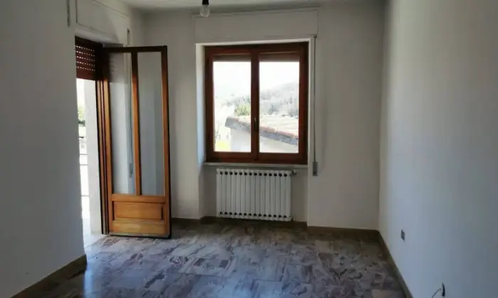 Rexer-Fivizzano-Terratetto-unifamiliare-in-via-del-Castello-Altro