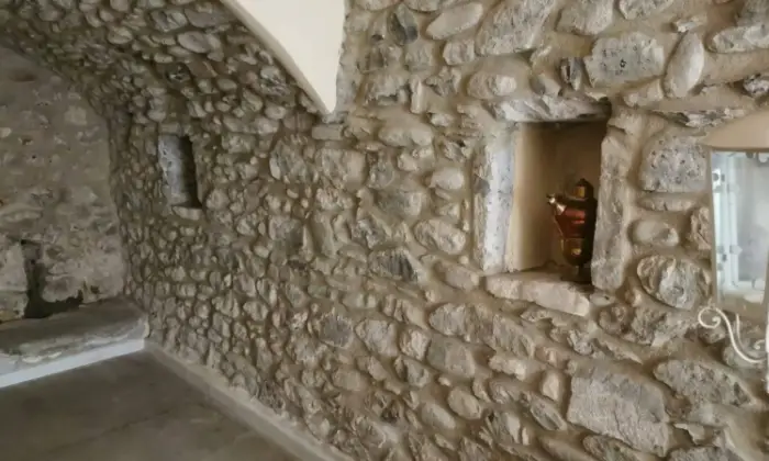 Rexer-Fivizzano-Terratetto-unifamiliare-in-via-del-Castello-Bagno