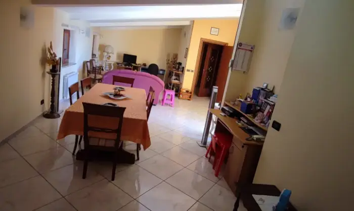 Rexer-Aiello-Calabro-Attico-Aiello-Calabro-Sala