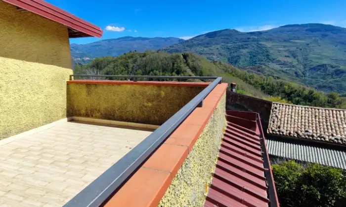 Rexer-Aiello-Calabro-Attico-Aiello-Calabro-Terrazzo