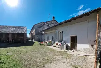 Rexer-Gravellona-Lomellina-Cascinetta-sita-in-Gravellona-Lomellina-PV-Giardino