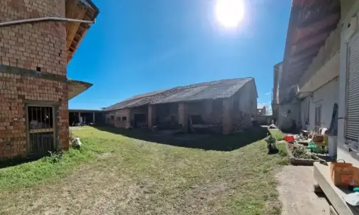 Rexer-Gravellona-Lomellina-Cascinetta-sita-in-Gravellona-Lomellina-PV-Giardino