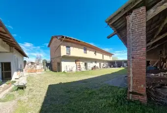 Rexer-Gravellona-Lomellina-Cascinetta-sita-in-Gravellona-Lomellina-PV-Terrazzo