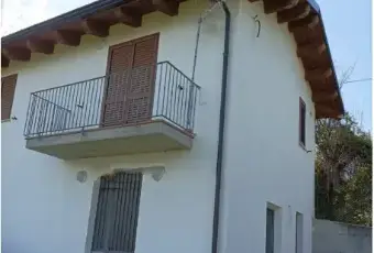 Rexer-Isola-del-Gran-Sasso-dItalia-Masseria-nuova-in-vendita-a-Isola-del-Gran-Sasso-dItalia-Terrazzo