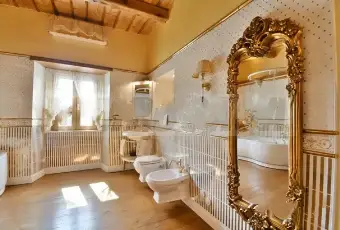 Rexer-Ascoli-Piceno-Appartamento-in-Vallesenzana-Ascoli-Piceno-Bagno