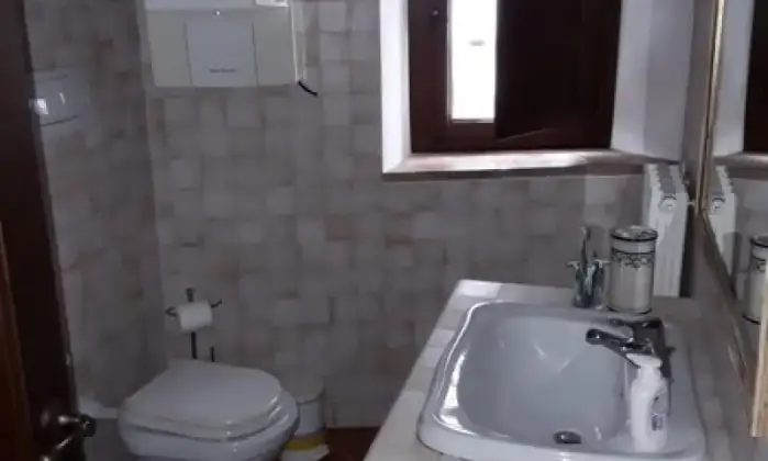 Rexer-Cinigiano-Casa-indipendente-in-Porta-San-Francesco-a-Cinigiano-Bagno
