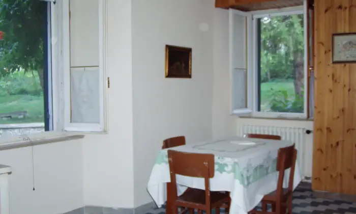 Rexer-Cagli-Tre-fabbricati-con-ampio-parco-vicino-bel-centro-storico-Marche-Altro