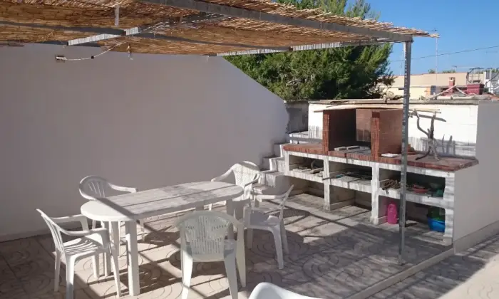 Rexer-Manduria-Affitto-casa-vacanze-per-luglio-San-PIetro-in-Bevagna-Terrazzo