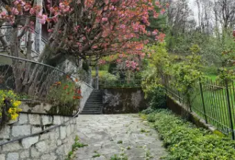 Rexer-Valduggia-Vendesi-Villa-a-localit-Val-Piana-a-Valduggia-Facciata